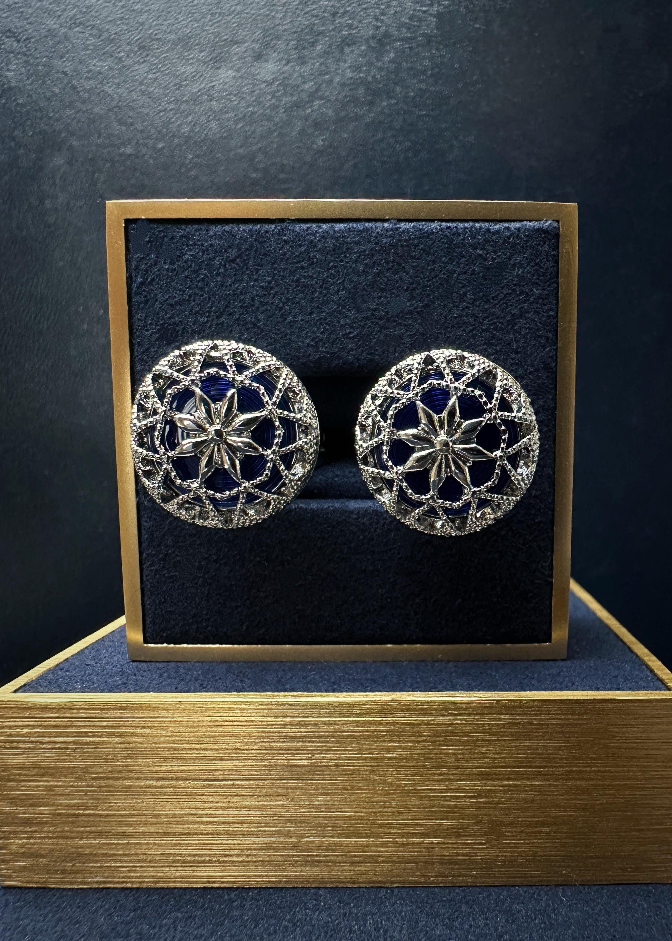Floral Crest Cufflinks