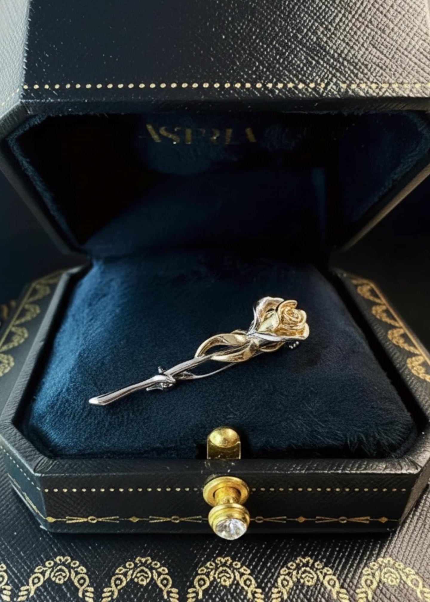 Sculpted Rose Brooch