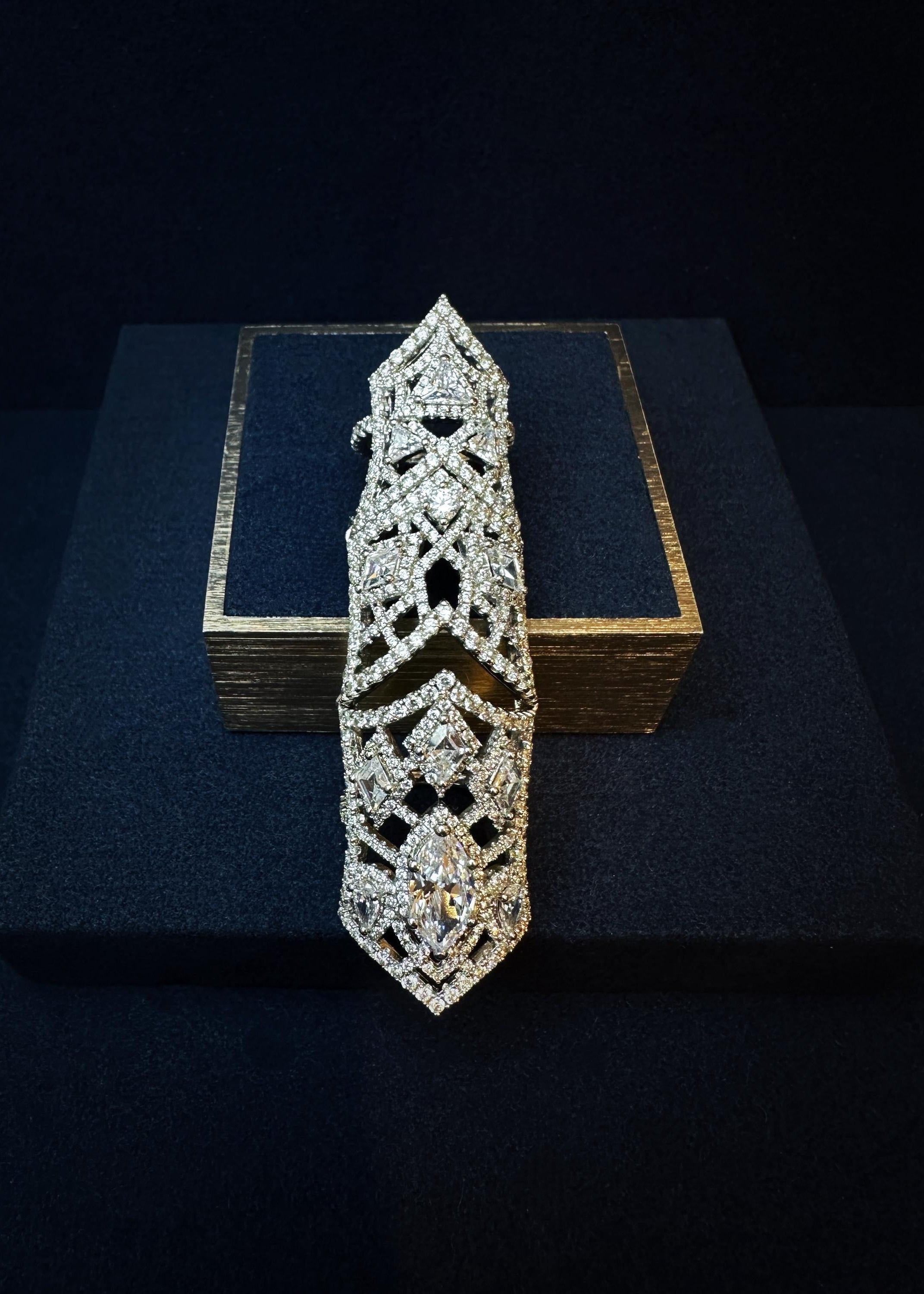 Architectural Lattice Full-Finger Ring