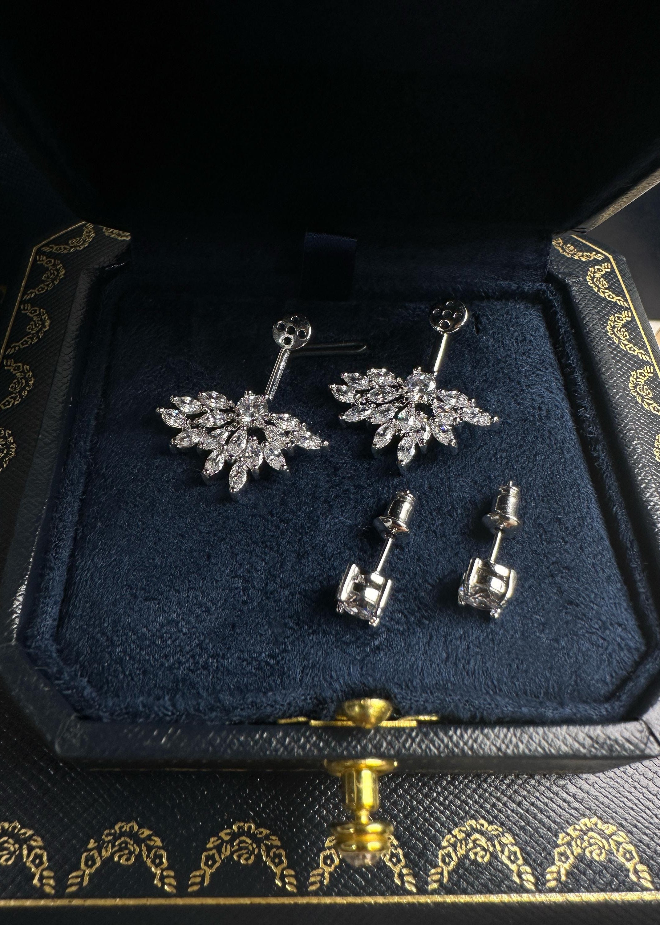 Leaf Drop Ear Jacket Earrings