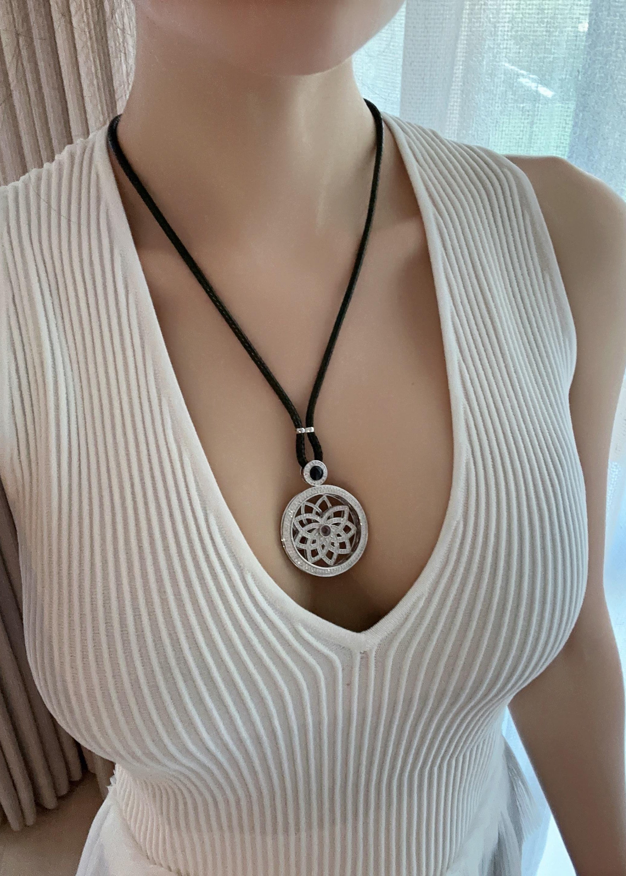 Spinning Mandala Necklace