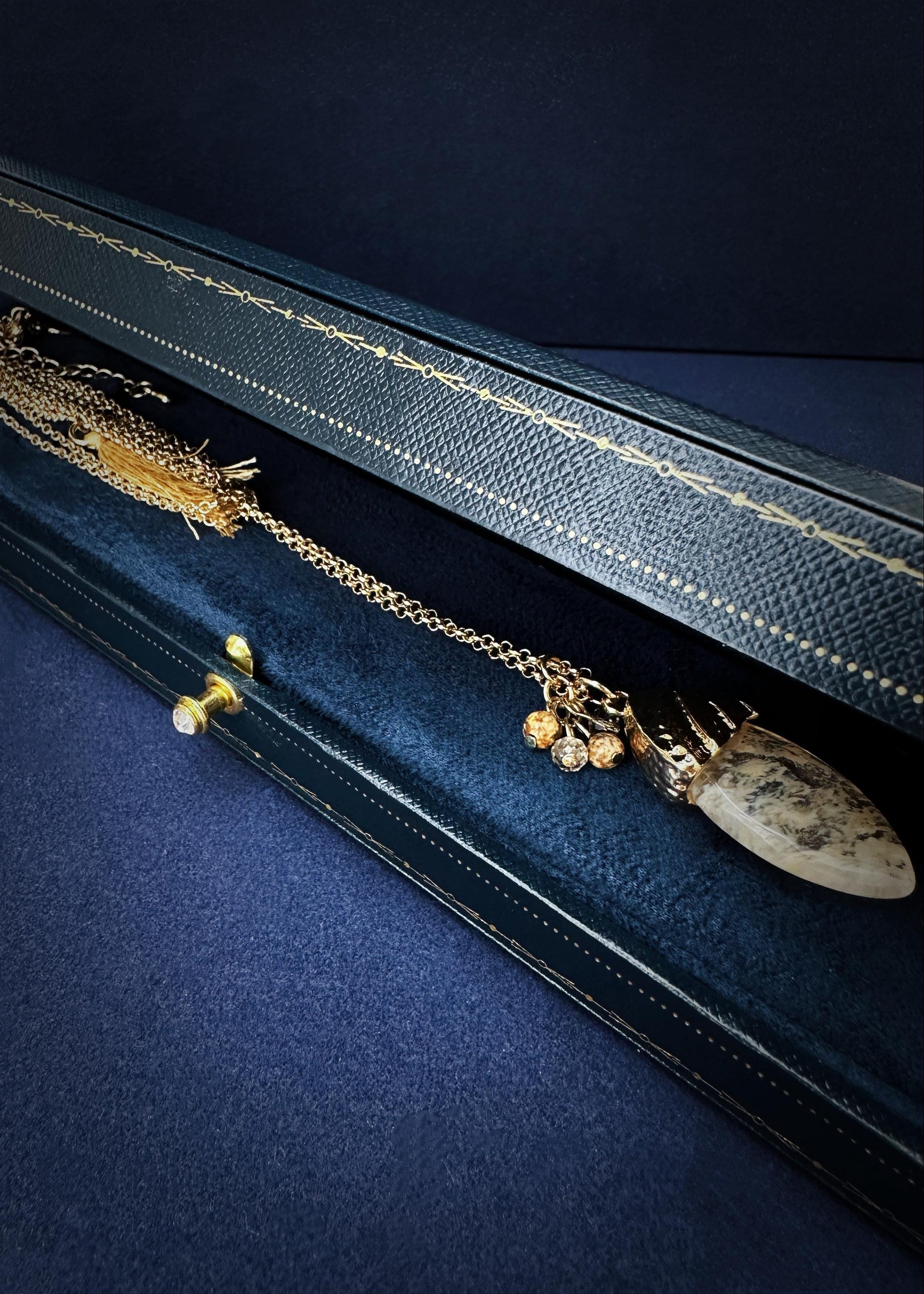 Layered Tassel Pendant Necklace