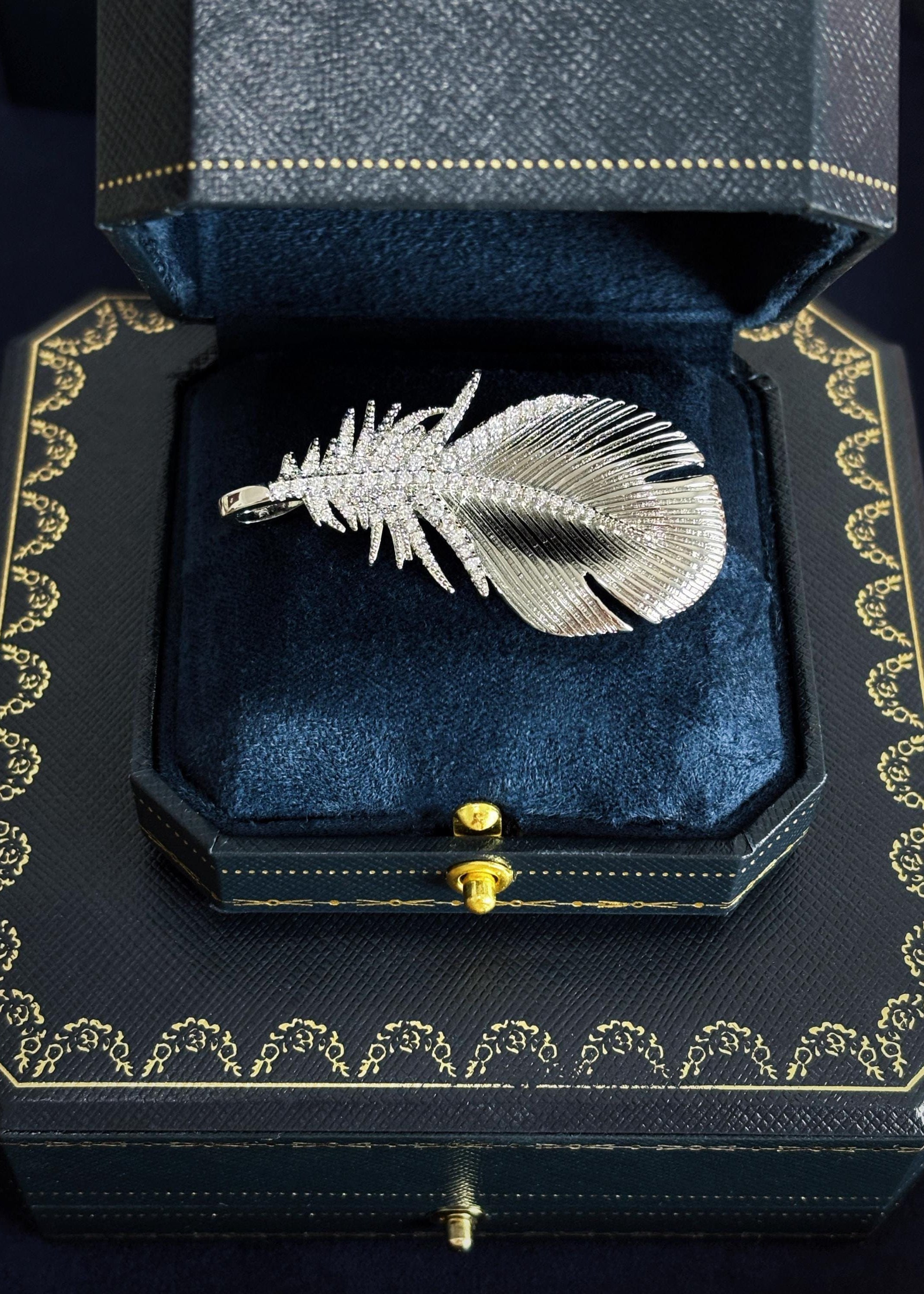 Feather Line Brooch