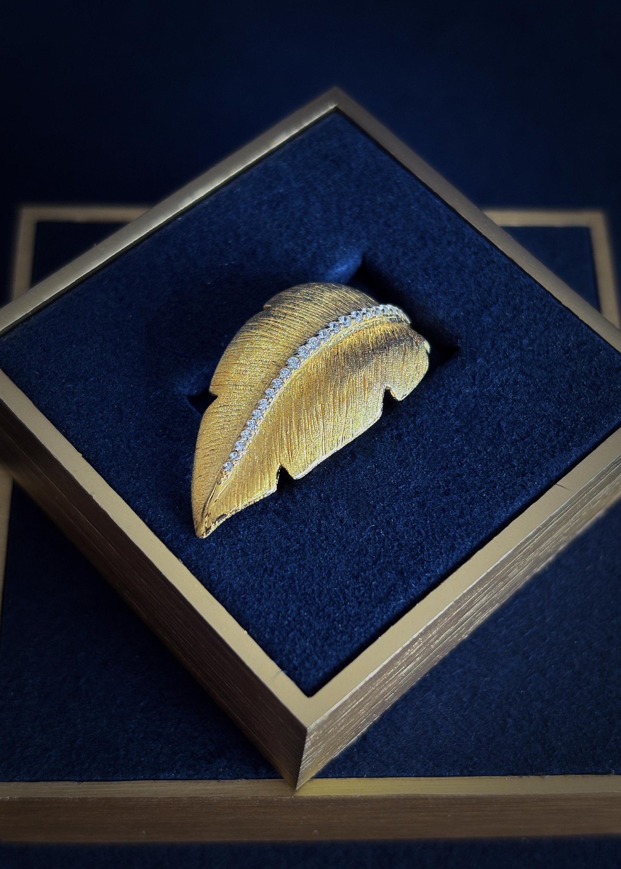 Feather Motif Statement Ring