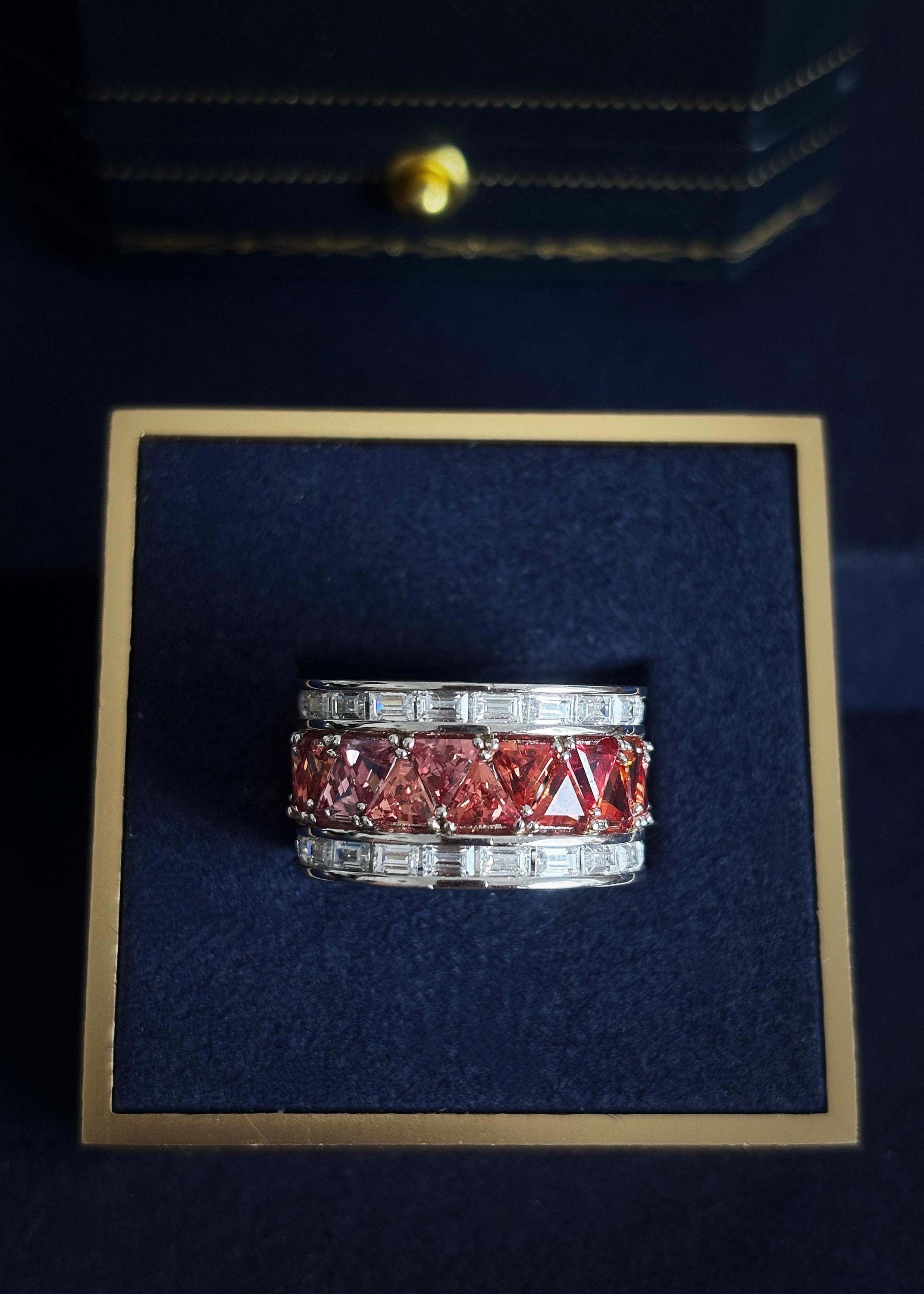 Gradient Light Wide Band