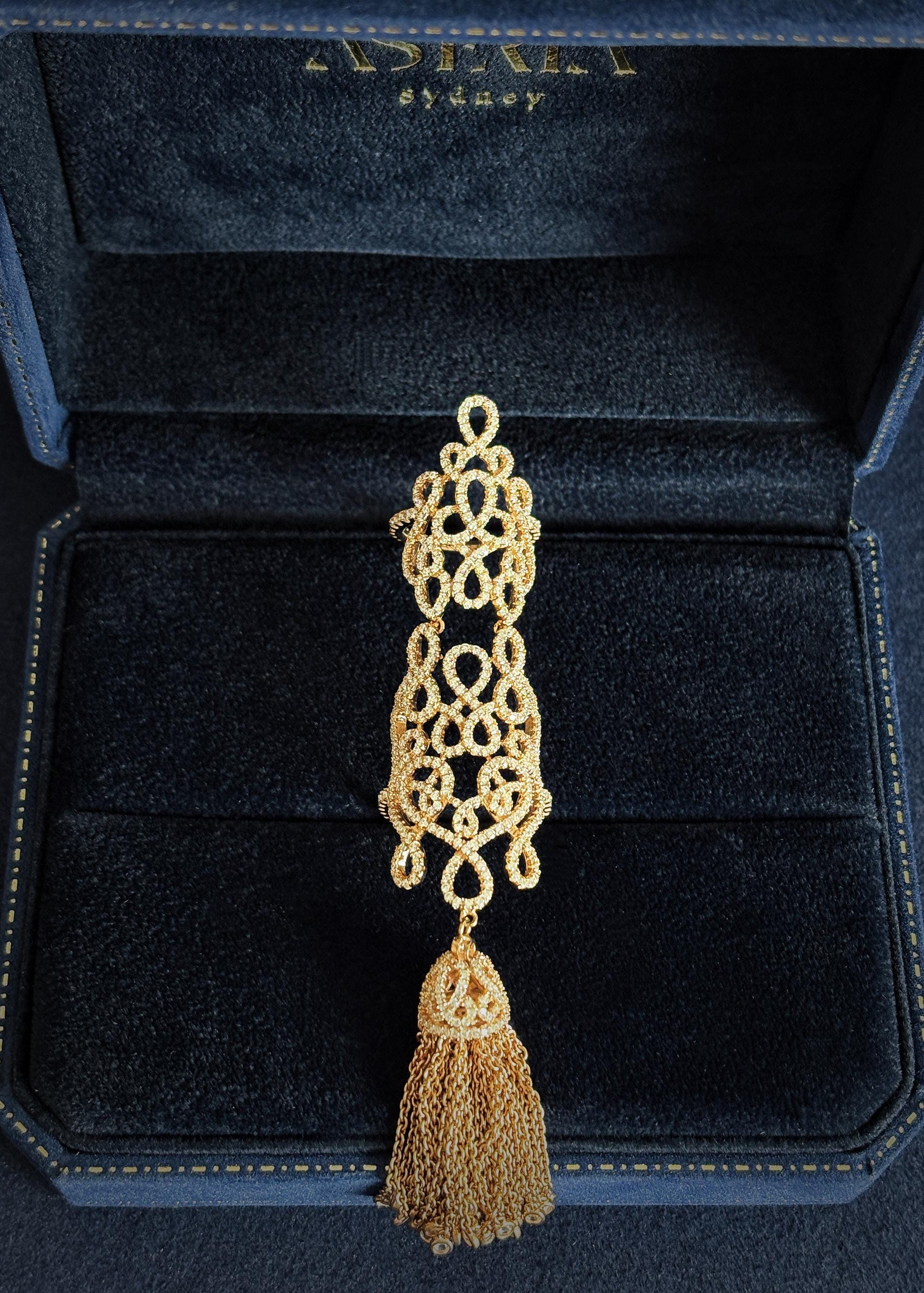 Filigree Tassel Full-Finger Ring