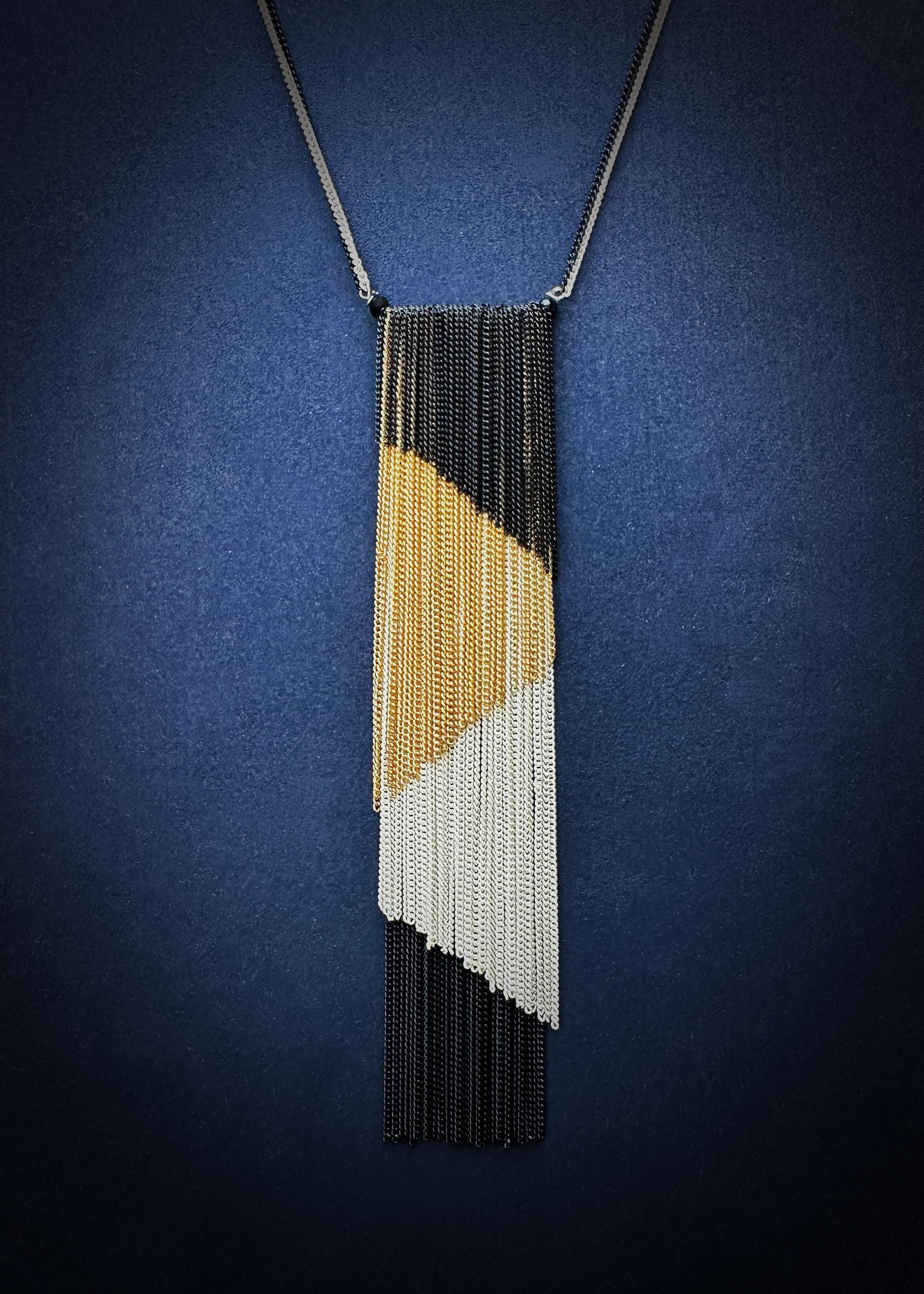 Geometric Fringe Pendant Necklace
