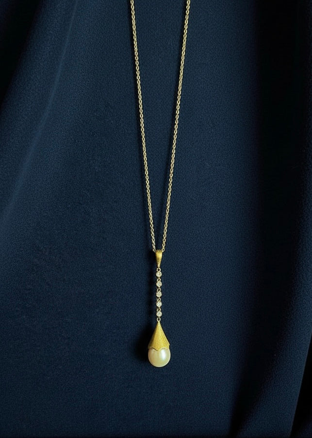 Pearl Drop Necklace