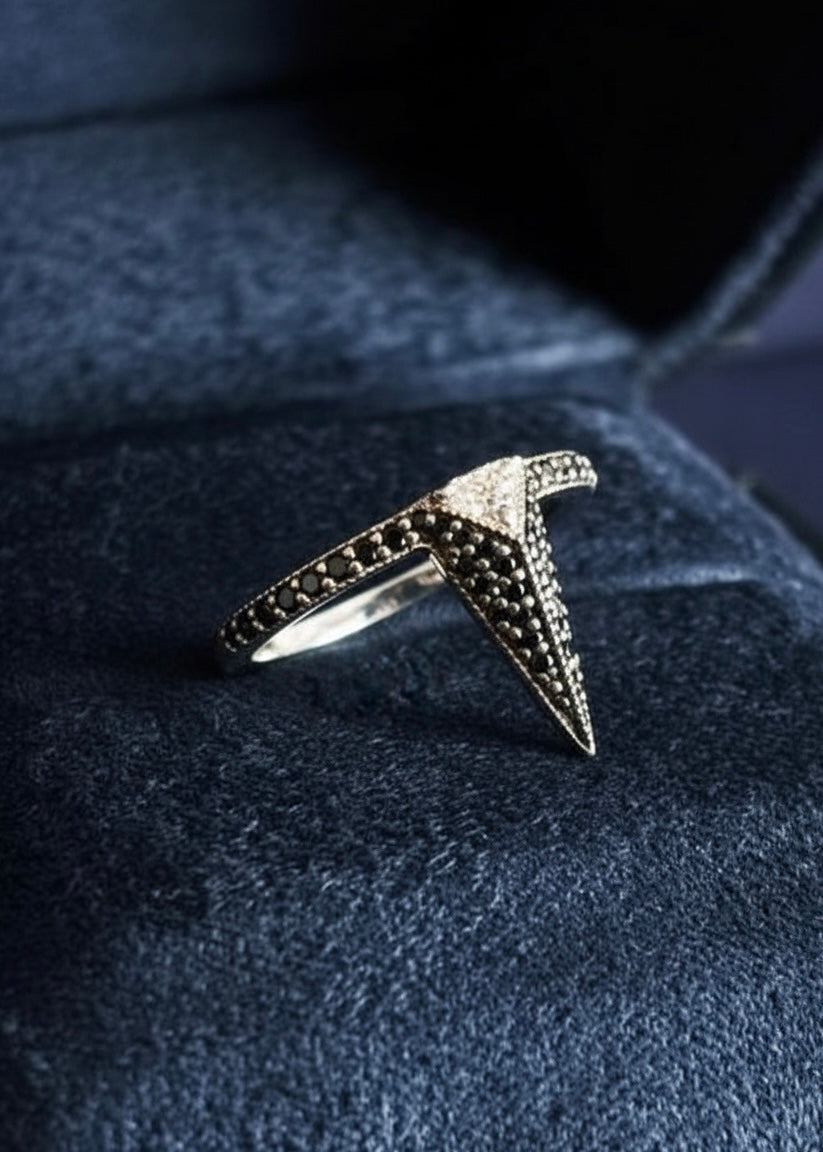 Spike Pyramid Ring