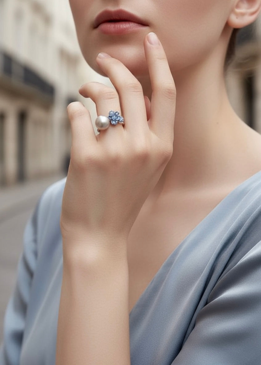 Oyster Grey Pearl Flower Ring
