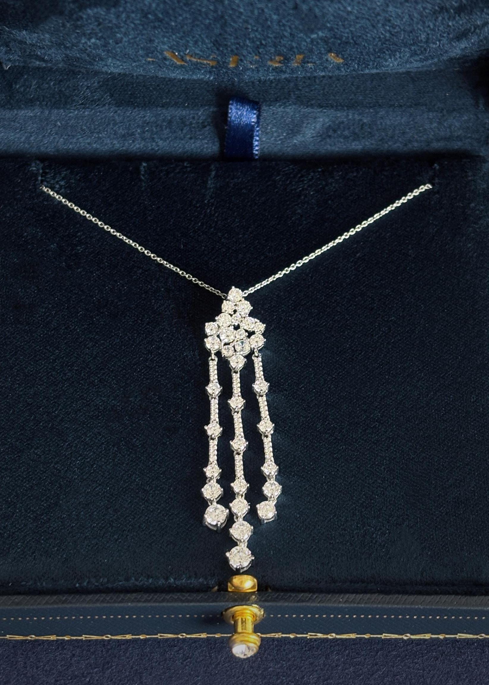 Cascading Drop Pendant Necklace