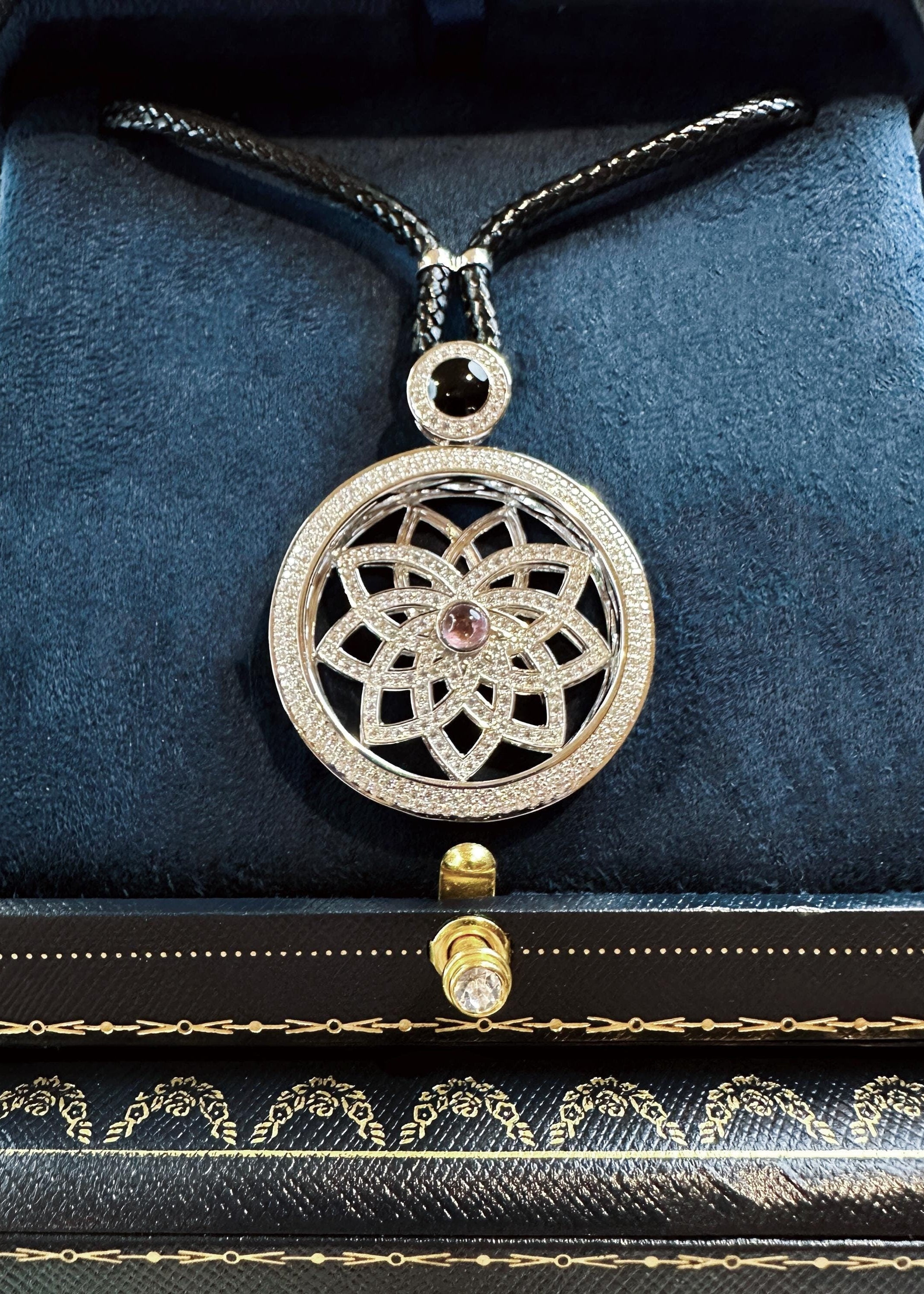 Spinning Mandala Necklace