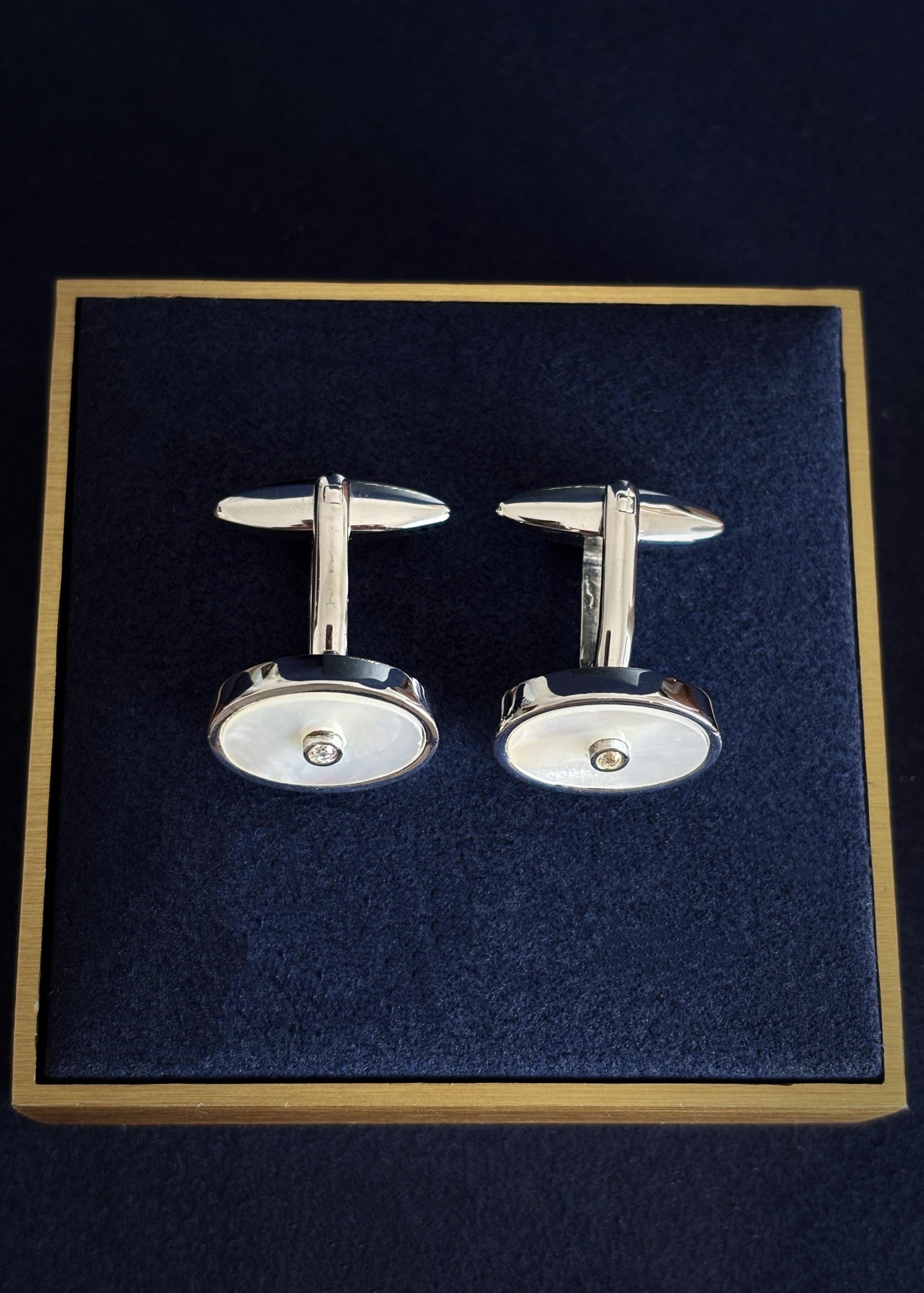Mother-of-Pearl Oval Cufflinks