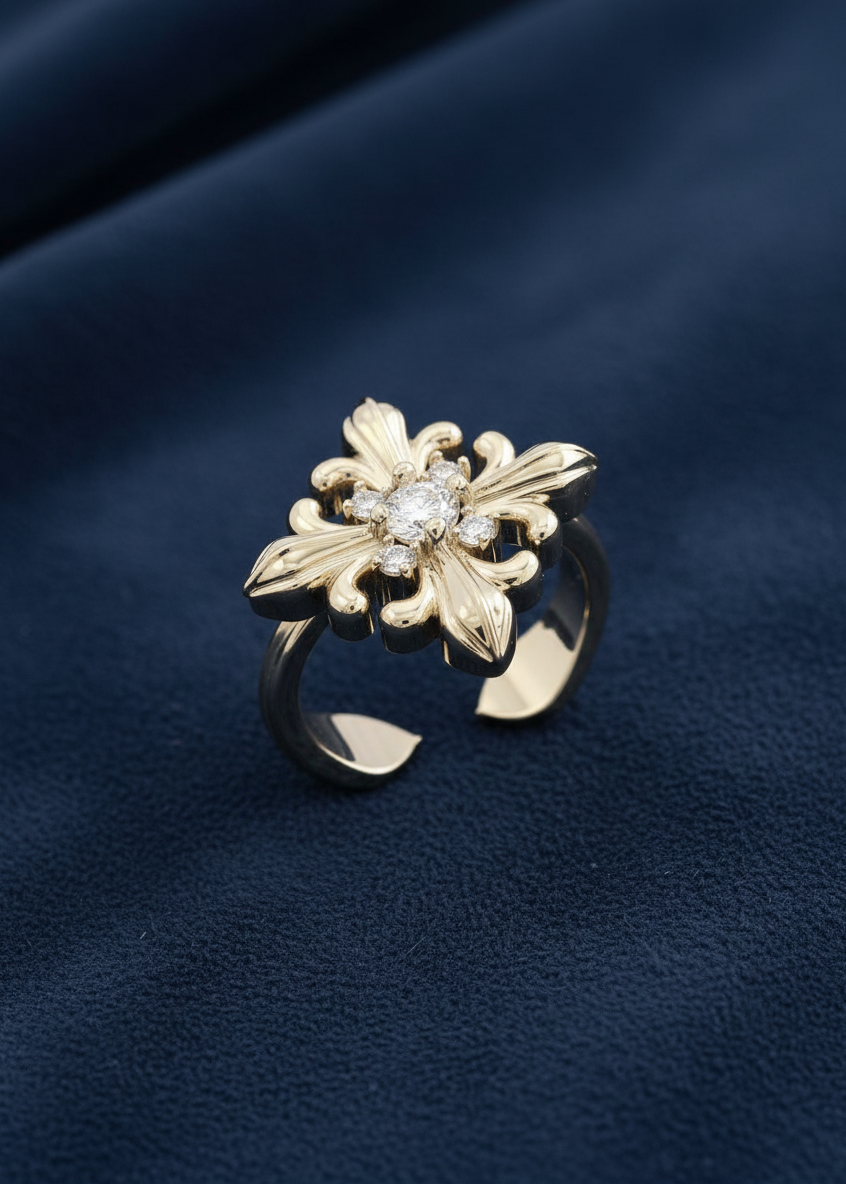 Fleur Crest Open Ring