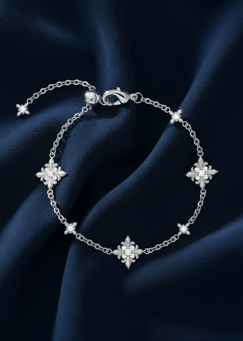 Fleur Crest Signature Bracelet
