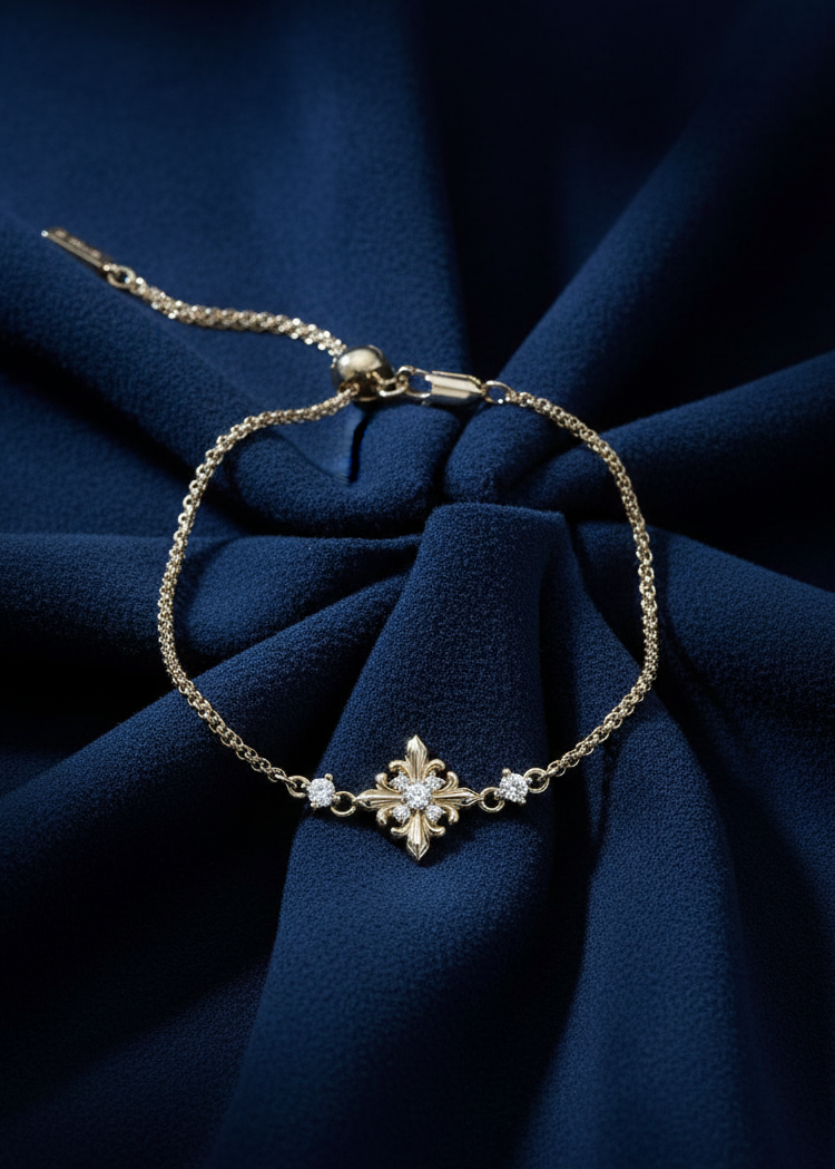 Fleur Crest Mini Bracelet