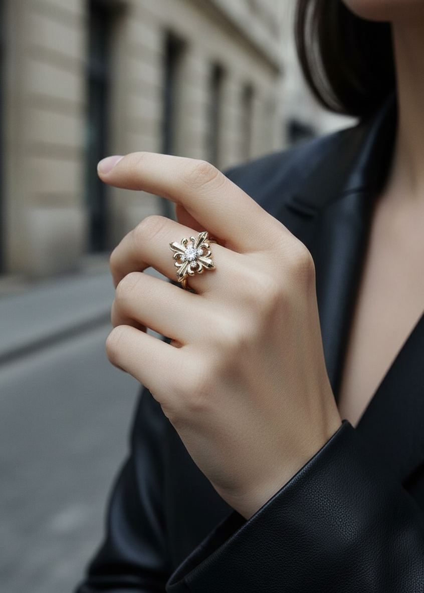 Fleur Crest Open Ring