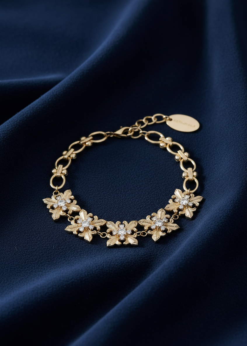 Fleur Crest Bracelet